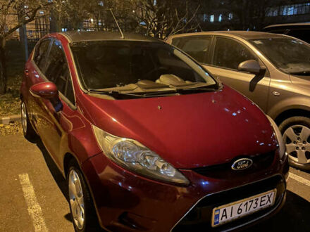 Червоний Форд Фієста, об'ємом двигуна 1.4 л та пробігом 160 тис. км за 5800 $, фото 1 на Automoto.ua