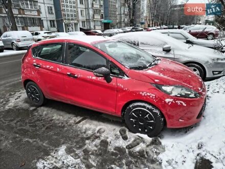 Красный Форд Фиеста, объемом двигателя 1.24 л и пробегом 227 тыс. км за 4450 $, фото 1 на Automoto.ua