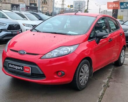 Червоний Форд Фієста, об'ємом двигуна 1.2 л та пробігом 109 тис. км за 5790 $, фото 1 на Automoto.ua