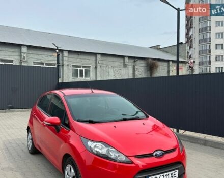 Красный Форд Фиеста, объемом двигателя 1.39 л и пробегом 112 тыс. км за 7400 $, фото 1 на Automoto.ua