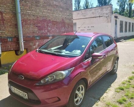 Червоний Форд Фієста, об'ємом двигуна 1.4 л та пробігом 257 тис. км за 6000 $, фото 1 на Automoto.ua