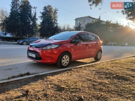 Форд Фиеста 2012 в Запорожье на Automoto.ua Красный Форд Фиеста, объемом двигателя 1.25 л и пробегом 190 тыс. км за 5000 $, фото 1 на Automoto.ua