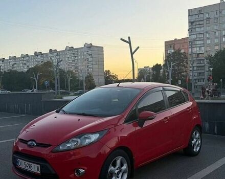 Червоний Форд Фієста, об'ємом двигуна 1.4 л та пробігом 103 тис. км за 7800 $, фото 1 на Automoto.ua