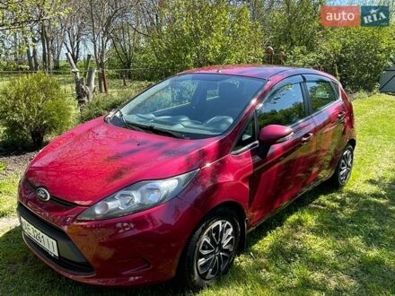 Красный Форд Фиеста, объемом двигателя 1.4 л и пробегом 130 тыс. км за 6500 $, фото 1 на Automoto.ua