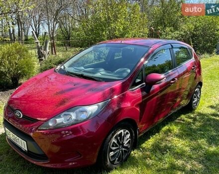 Красный Форд Фиеста, объемом двигателя 1.4 л и пробегом 130 тыс. км за 6500 $, фото 1 на Automoto.ua