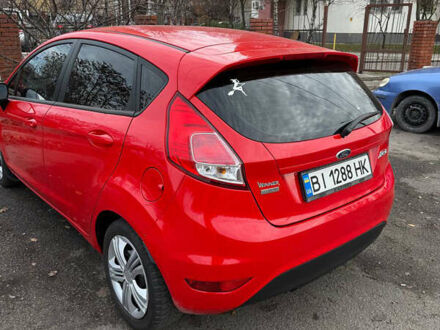 Червоний Форд Фієста, об'ємом двигуна 1.1 л та пробігом 147 тис. км за 6500 $, фото 1 на Automoto.ua