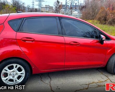 Красный Форд Фиеста, объемом двигателя 1.6 л и пробегом 109 тыс. км за 7000 $, фото 1 на Automoto.ua