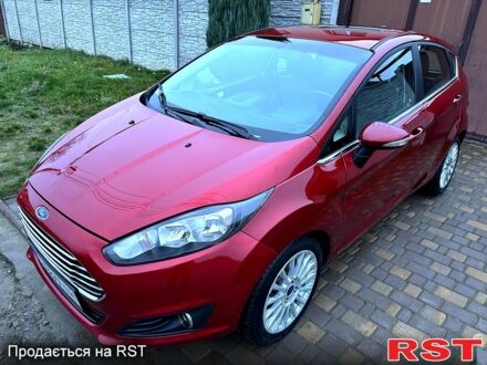Красный Форд Фиеста, объемом двигателя 1.6 л и пробегом 104 тыс. км за 7500 $, фото 1 на Automoto.ua