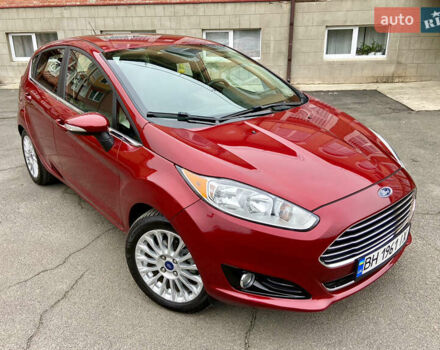 Червоний Форд Фієста, об'ємом двигуна 1.6 л та пробігом 7 тис. км за 9150 $, фото 1 на Automoto.ua