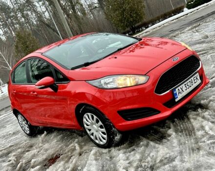 Красный Форд Фиеста, объемом двигателя 1 л и пробегом 56 тыс. км за 8900 $, фото 1 на Automoto.ua