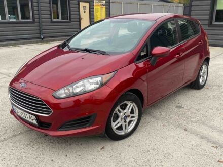 Форд Фиеста 2017 в Киеве на Automoto.ua Красный Форд Фиеста, объемом двигателя 1.6 л и пробегом 74 тыс. км за 7000 $, фото 1 на Automoto.ua