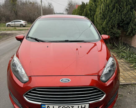 Красный Форд Фиеста, объемом двигателя 1.6 л и пробегом 123 тыс. км за 9300 $, фото 1 на Automoto.ua