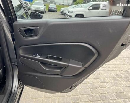 Форд Фиеста, объемом двигателя 1.6 л и пробегом 110 тыс. км за 8600 $, фото 17 на Automoto.ua