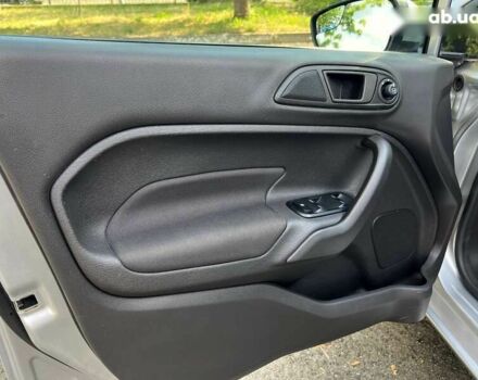 Форд Фиеста, объемом двигателя 1.6 л и пробегом 46 тыс. км за 8500 $, фото 20 на Automoto.ua