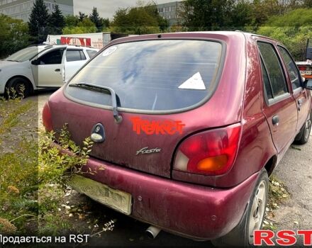 Форд Фиеста, объемом двигателя 1.3 л и пробегом 300 тыс. км за 650 $, фото 6 на Automoto.ua