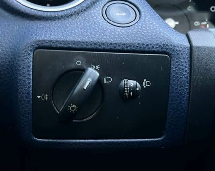 Форд Фиеста, объемом двигателя 1.3 л и пробегом 198 тыс. км за 4450 $, фото 13 на Automoto.ua
