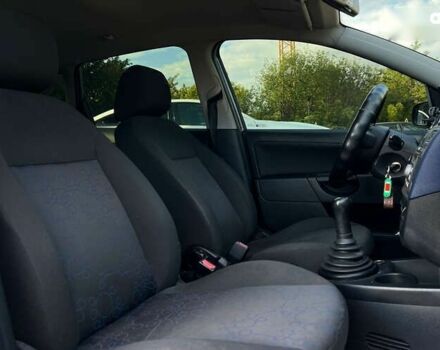Форд Фиеста, объемом двигателя 1.3 л и пробегом 198 тыс. км за 4450 $, фото 8 на Automoto.ua