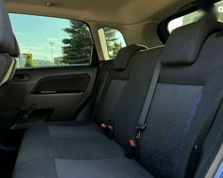 Форд Фиеста, объемом двигателя 1.3 л и пробегом 198 тыс. км за 4450 $, фото 9 на Automoto.ua