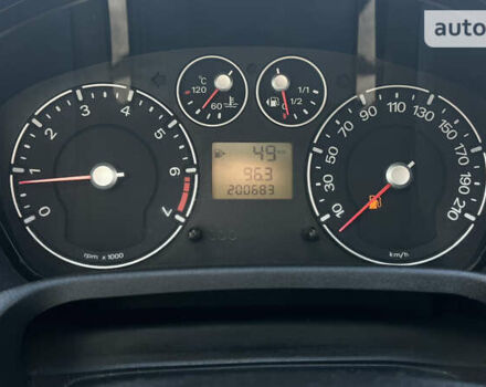 Форд Фієста, об'ємом двигуна 1.4 л та пробігом 200 тис. км за 4750 $, фото 33 на Automoto.ua
