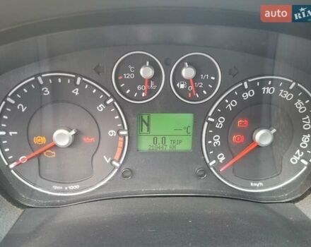 Форд Фиеста 2006 в Нежине на Automoto.ua Форд Фиеста, объемом двигателя 1.4 л и пробегом 218 тыс. км за 3800 $, фото 4 на Automoto.ua