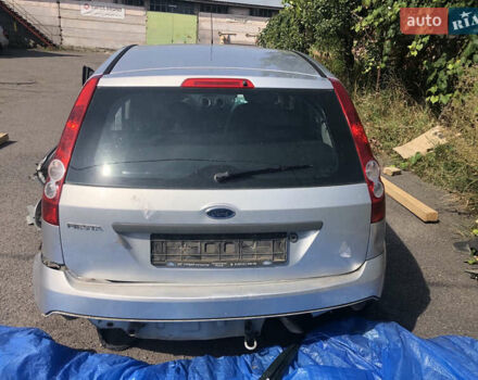 Форд Фиеста, объемом двигателя 1.2 л и пробегом 78 тыс. км за 3000 $, фото 6 на Automoto.ua