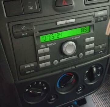 Форд Фиеста, объемом двигателя 0 л и пробегом 220 тыс. км за 4000 $, фото 3 на Automoto.ua