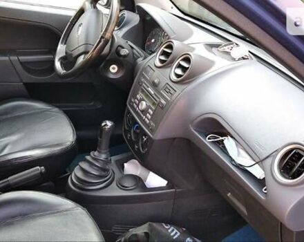 Форд Фиеста, объемом двигателя 1.25 л и пробегом 69 тыс. км за 5000 $, фото 2 на Automoto.ua