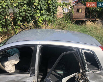 Форд Фиеста, объемом двигателя 1.2 л и пробегом 78 тыс. км за 3000 $, фото 9 на Automoto.ua