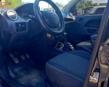 Форд Фиеста, объемом двигателя 1.4 л и пробегом 204 тыс. км за 4000 $, фото 3 на Automoto.ua