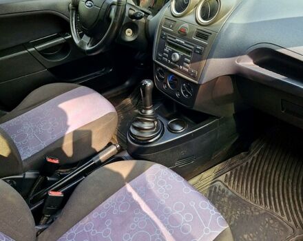 Форд Фиеста, объемом двигателя 1.4 л и пробегом 70 тыс. км за 4800 $, фото 9 на Automoto.ua