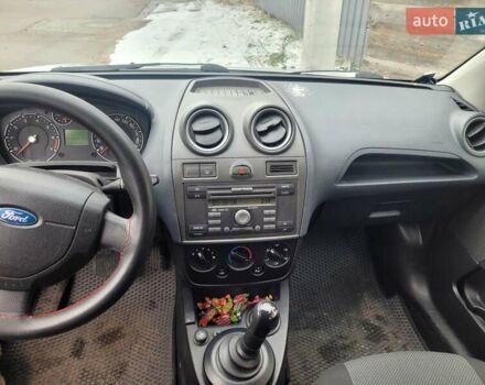 Форд Фієста, об'ємом двигуна 1.4 л та пробігом 188 тис. км за 4200 $, фото 7 на Automoto.ua