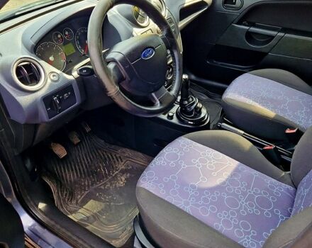Форд Фиеста, объемом двигателя 1.4 л и пробегом 70 тыс. км за 4800 $, фото 4 на Automoto.ua