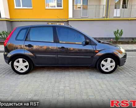 Форд Фиеста, объемом двигателя 1.4 л и пробегом 280 тыс. км за 3650 $, фото 3 на Automoto.ua