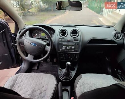 Форд Фієста, об'ємом двигуна 1.4 л та пробігом 203 тис. км за 3599 $, фото 12 на Automoto.ua
