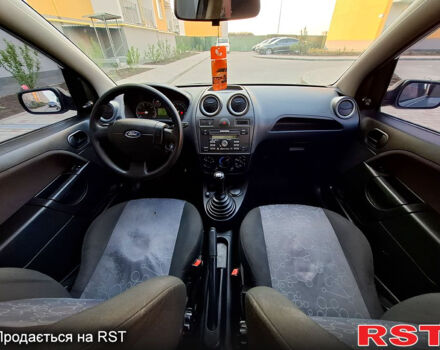 Форд Фиеста, объемом двигателя 1.4 л и пробегом 280 тыс. км за 3650 $, фото 10 на Automoto.ua