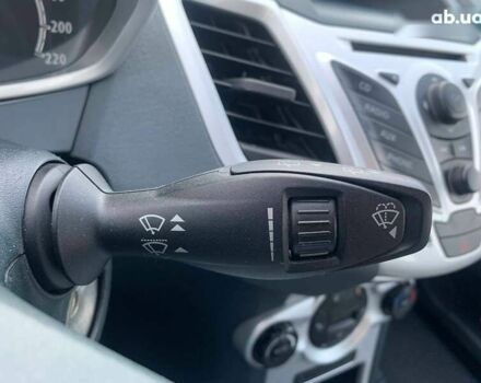 Форд Фиеста, объемом двигателя 1.4 л и пробегом 149 тыс. км за 5190 $, фото 23 на Automoto.ua