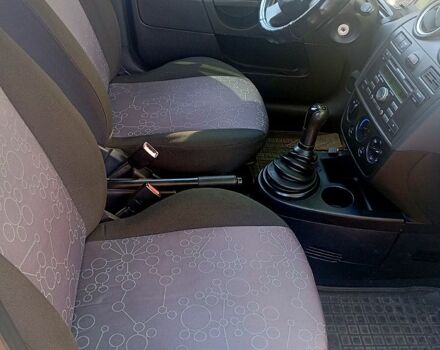 Форд Фієста, об'ємом двигуна 1.4 л та пробігом 198 тис. км за 3800 $, фото 3 на Automoto.ua