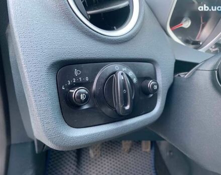 Форд Фиеста, объемом двигателя 1.4 л и пробегом 149 тыс. км за 5190 $, фото 17 на Automoto.ua