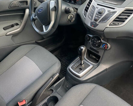 Форд Фиеста, объемом двигателя 1.4 л и пробегом 158 тыс. км за 6800 $, фото 11 на Automoto.ua