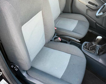 Форд Фиеста, объемом двигателя 1.4 л и пробегом 192 тыс. км за 6200 $, фото 9 на Automoto.ua