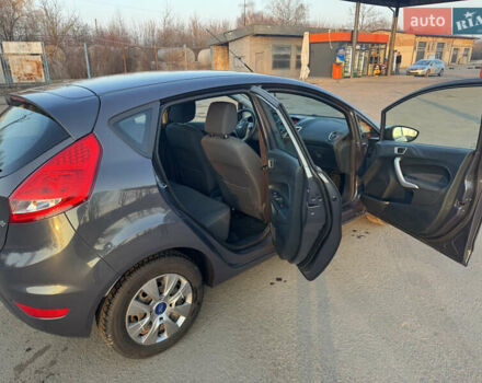 Форд Фиеста, объемом двигателя 1.25 л и пробегом 185 тыс. км за 6000 $, фото 6 на Automoto.ua