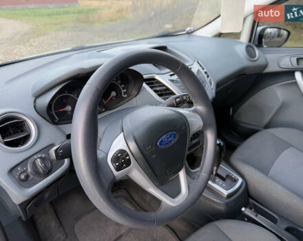 Форд Фиеста, объемом двигателя 1.4 л и пробегом 208 тыс. км за 7100 $, фото 14 на Automoto.ua