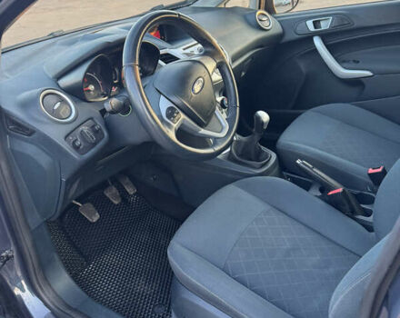 Форд Фиеста, объемом двигателя 1.25 л и пробегом 185 тыс. км за 6000 $, фото 4 на Automoto.ua