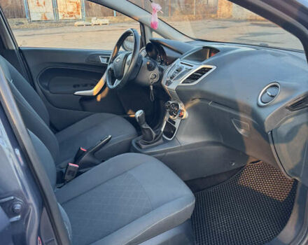 Форд Фиеста, объемом двигателя 1.25 л и пробегом 185 тыс. км за 6000 $, фото 2 на Automoto.ua