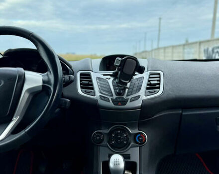 Форд Фиеста, объемом двигателя 1.6 л и пробегом 199 тыс. км за 5800 $, фото 10 на Automoto.ua