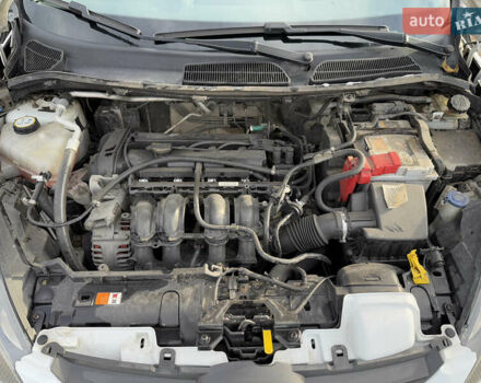 Форд Фиеста, объемом двигателя 1.4 л и пробегом 208 тыс. км за 7100 $, фото 22 на Automoto.ua