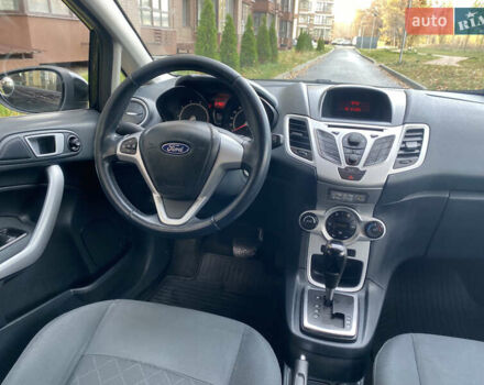 Форд Фиеста 2011 в Чернигове на Automoto.ua Форд Фиеста, объемом двигателя 1.4 л и пробегом 218 тыс. км за 5600 $, фото 16 на Automoto.ua