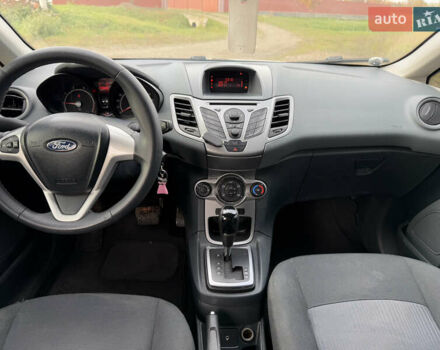 Форд Фиеста, объемом двигателя 1.4 л и пробегом 208 тыс. км за 7100 $, фото 13 на Automoto.ua