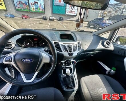 Форд Фиеста, объемом двигателя 1.4 л и пробегом 305 тыс. км за 5500 $, фото 2 на Automoto.ua