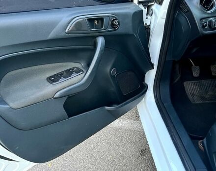 Форд Фієста, об'ємом двигуна 1.3 л та пробігом 200 тис. км за 5900 $, фото 5 на Automoto.ua